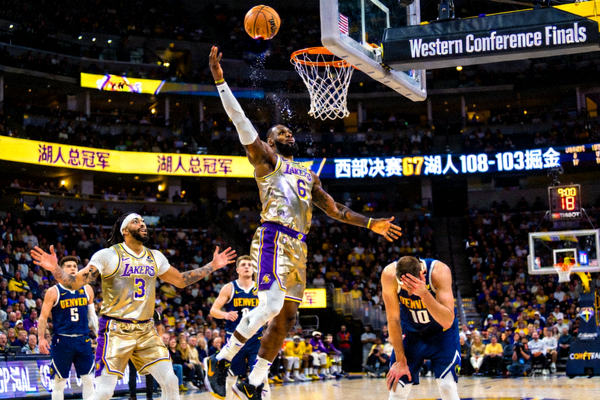 NBA西部决赛湖人战胜掘金队的精彩瞬间